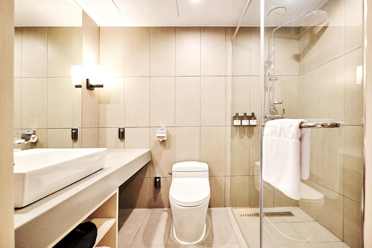 Jeju Pureun Hotel Seogwipo Exteriör bild