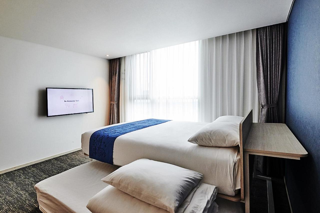 Jeju Pureun Hotel Seogwipo Exteriör bild