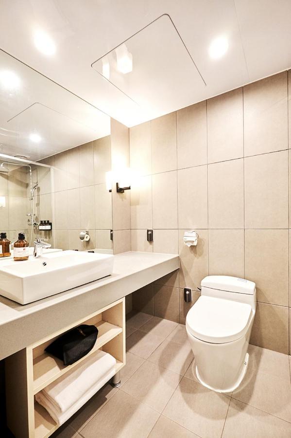 Jeju Pureun Hotel Seogwipo Exteriör bild