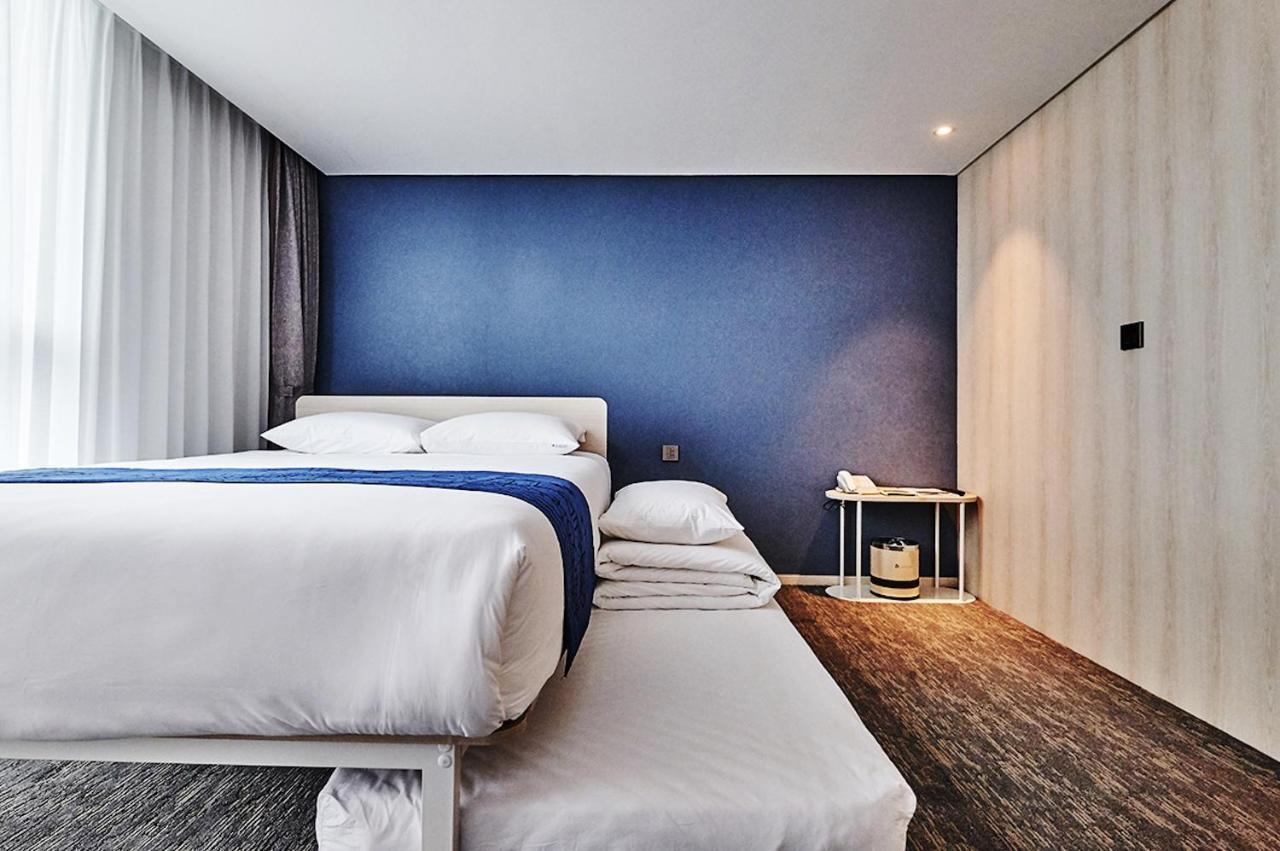 Jeju Pureun Hotel Seogwipo Exteriör bild