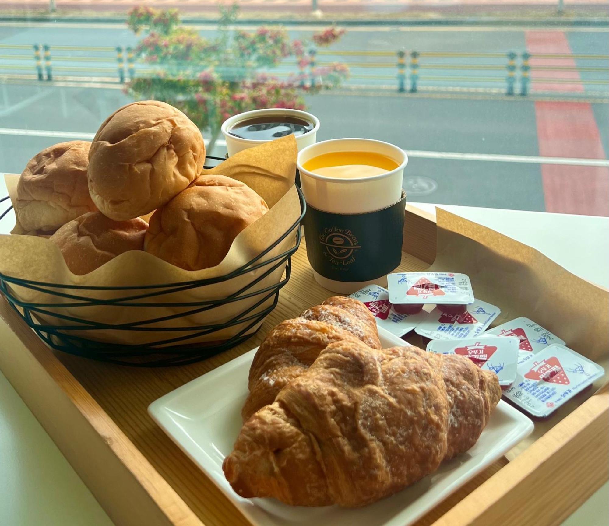 Jeju Pureun Hotel Seogwipo Exteriör bild